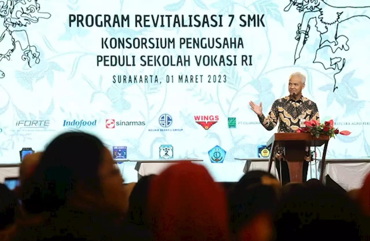 Resmikan Tujuh Revitalisasi SMK, Ganjar Wujudkan Teaching Industry di Jawa Tengah