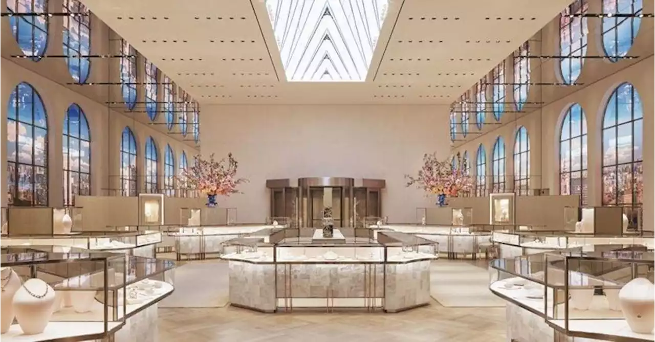 Tiffany & Co., riapre finalmente lo storico negozio di New York: «Sarà un centro di cultura»