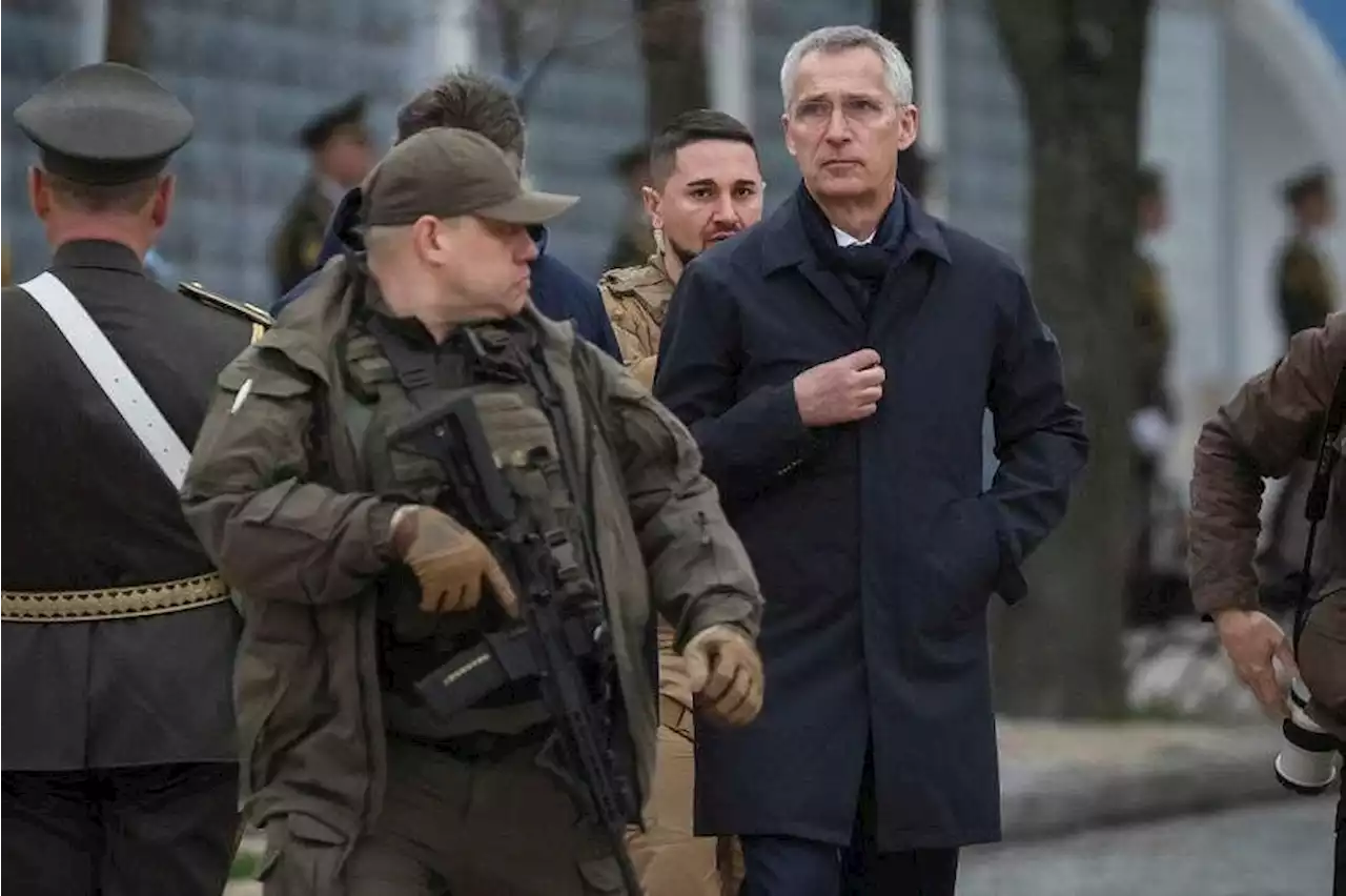 Nato chief visits wartime Ukraine ahead of counteroffensive