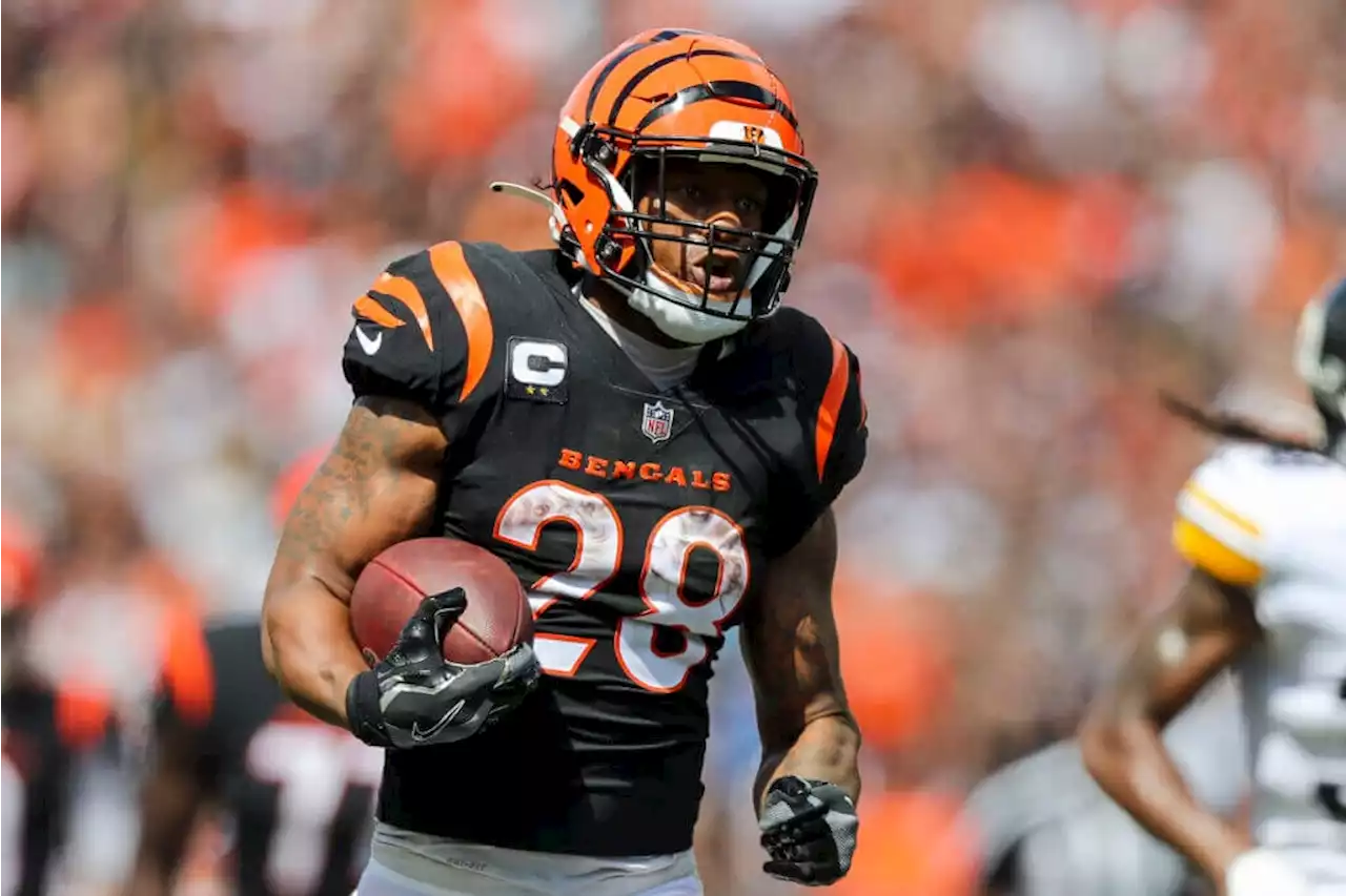 Bengals' Mixon pleads not guilty to aggravated menacing charge