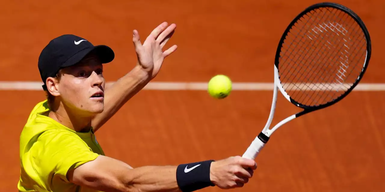 Tennis, Sinner ai quarti dell'Atp di Barcellona: Nishioka ko in tre set