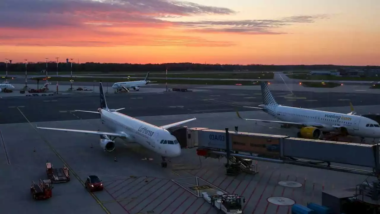 warnstreik am hamburger flughafen begonnen: alle abflüge gestrichen