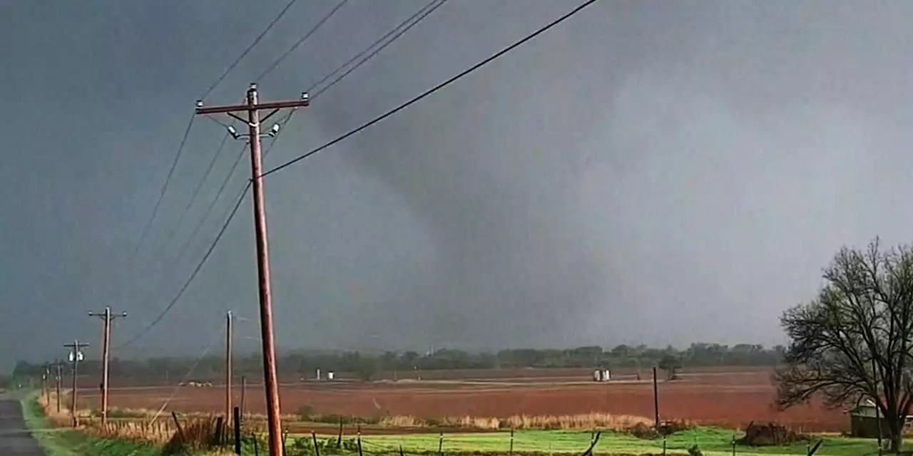 Tornadoes kill 2 in central US; new storms possible Thursday