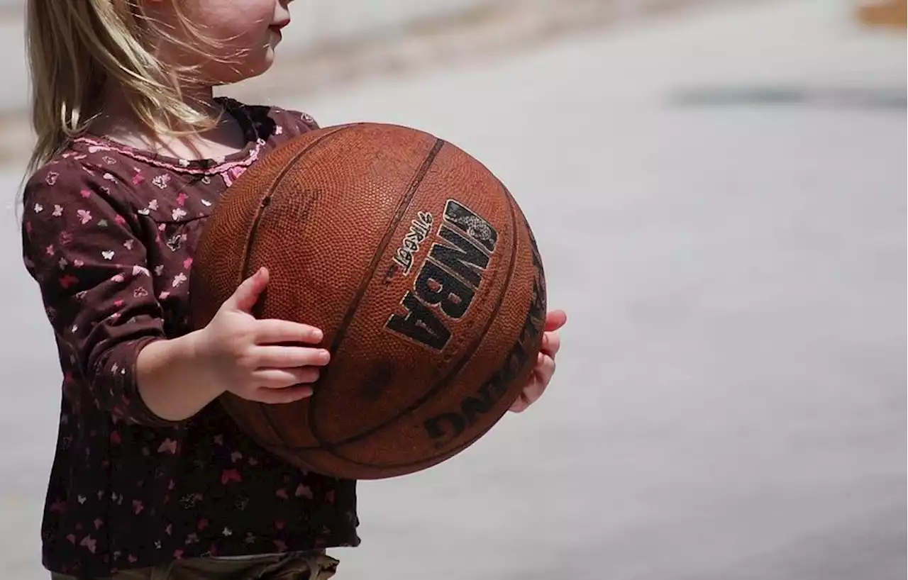 Il tire sur une fillette de 6 ans car un ballon a atterri dans son jardin