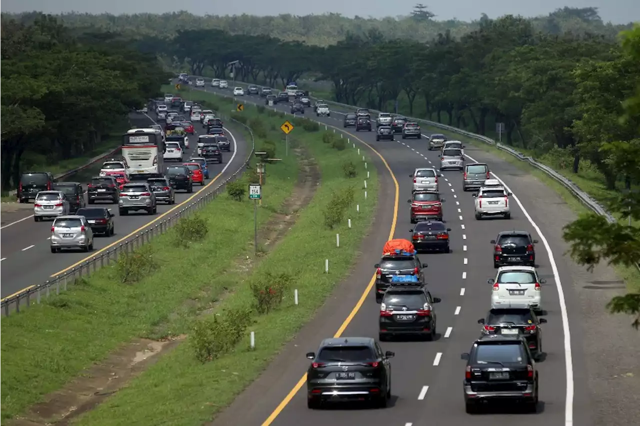 H-1 Lebaran, Arus Lalu Lintas di Tol Cipali Melandai