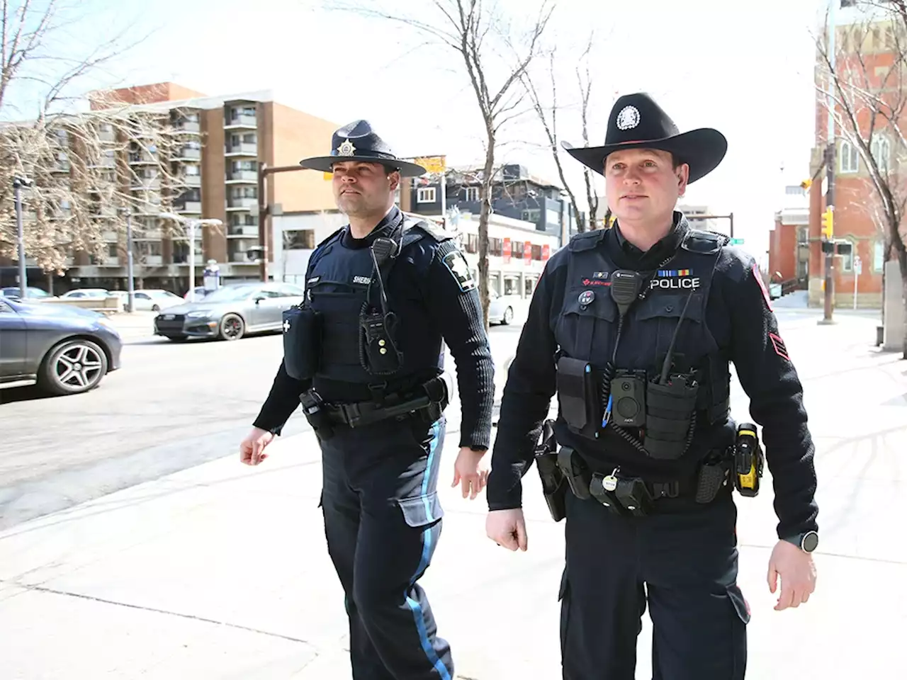 Bell: Calgary cop, Alberta sheriff speak out from the downtown streets