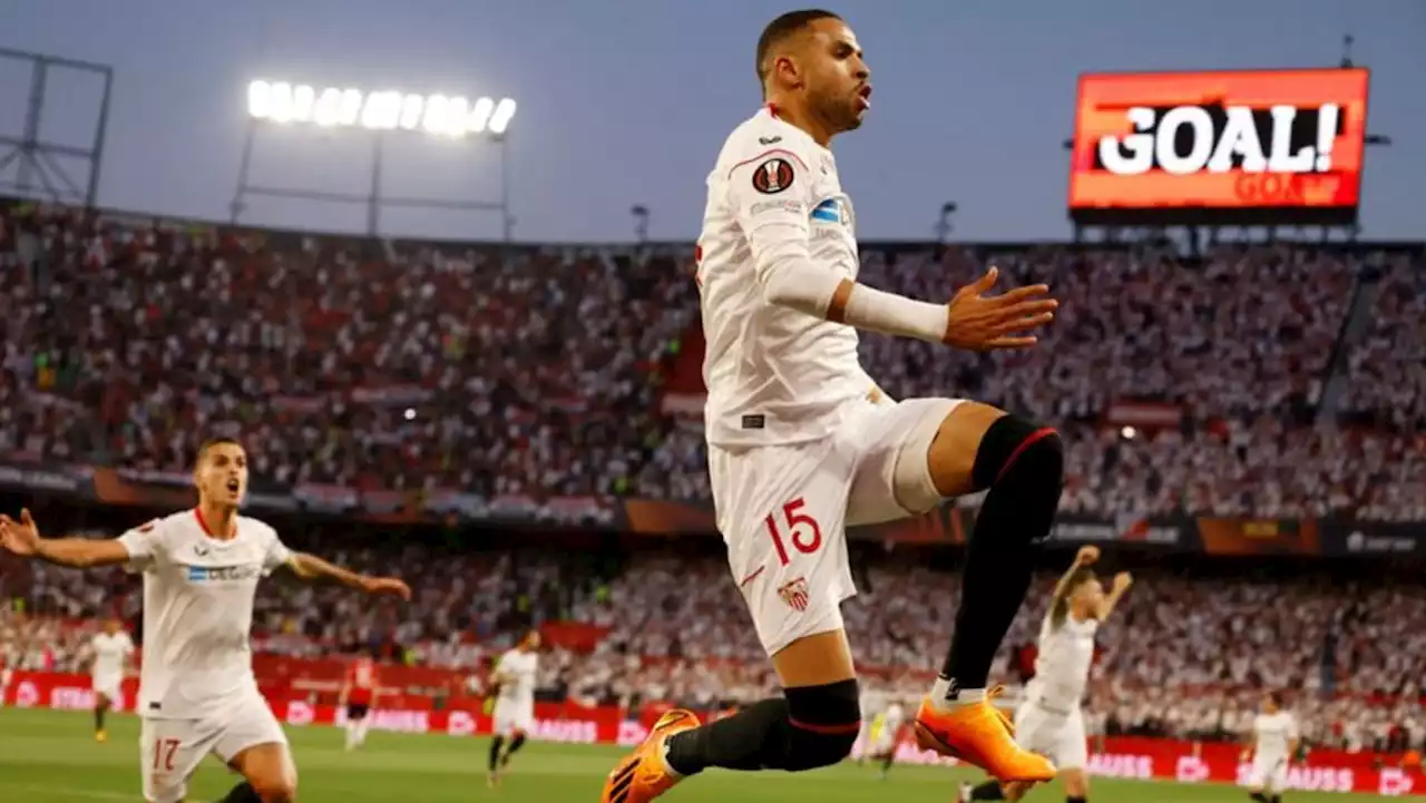 Sevilla punish slapdash Man United to ease into Europa League semis