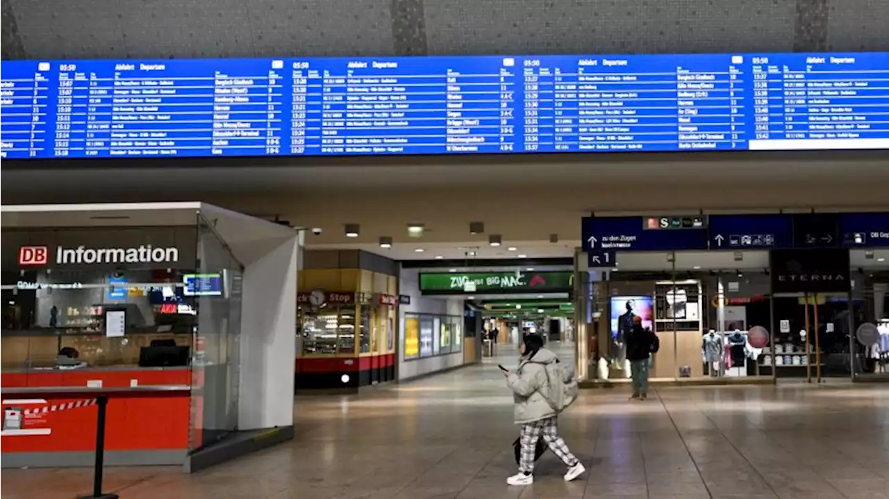 Zweiter Tag Warnstreiks an Flughäfen - Nun auch in Stuttgart