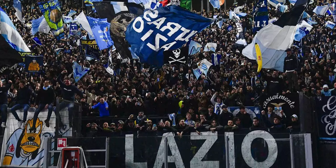 Lazio-Torino, Olimpico pieno e i tifosi chiamano: “Tutti con la bandiera”