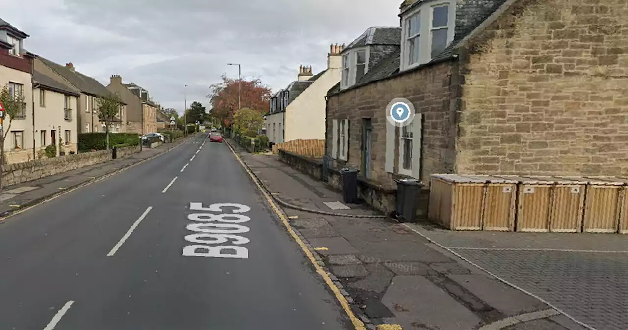 Police lock down Edinburgh street over alleged stabbing incident