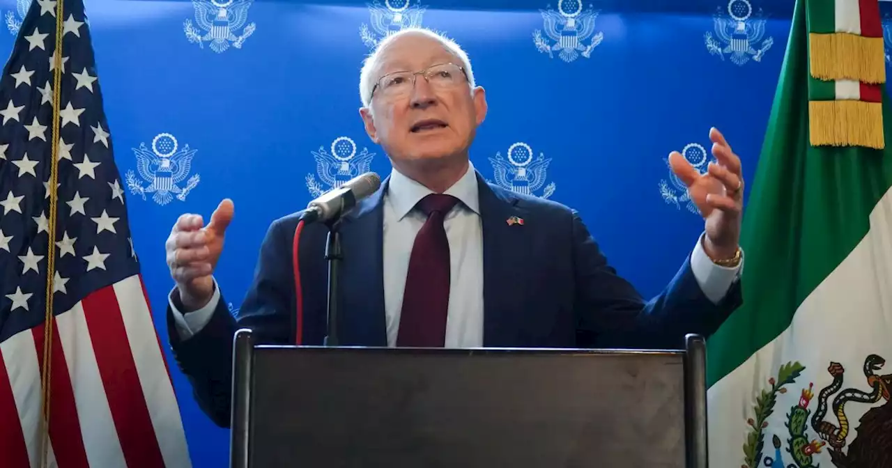 Ken Salazar: México, EU y otros países trabajamos contra “Los Chapitos”