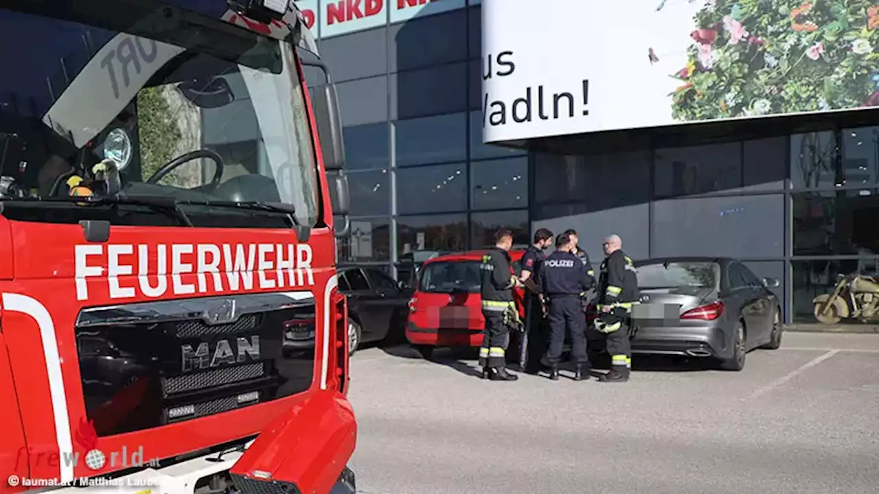 Oö: Kind auf Parkplatz eines Einkaufszentrums in Wels versehentlich in Auto eingeschlossen