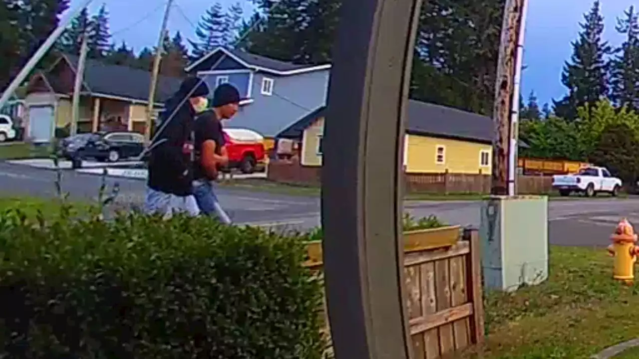 Shelton Police looking to ID 3 suspects in deadly shooting