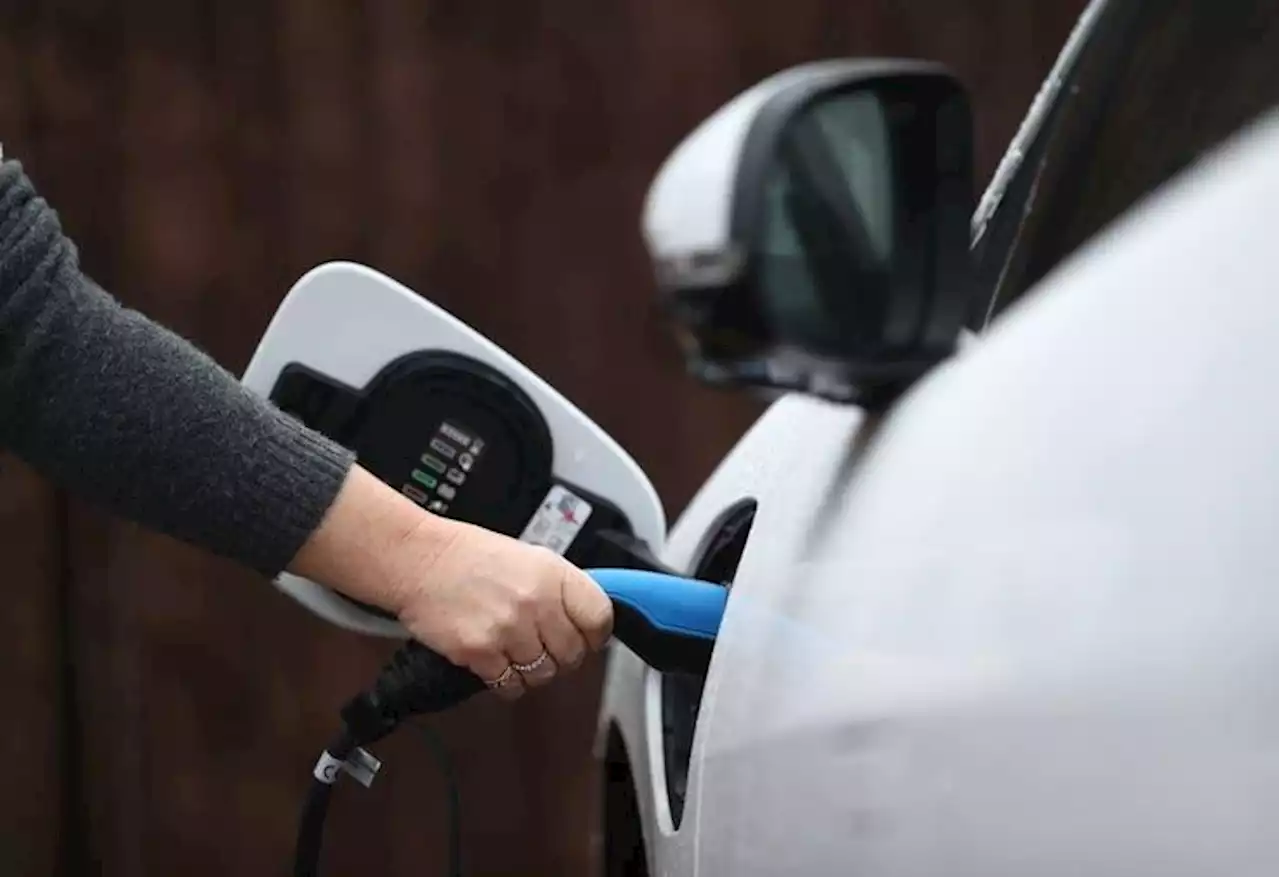 Fees introduced to power up electric vehicles at council charging points