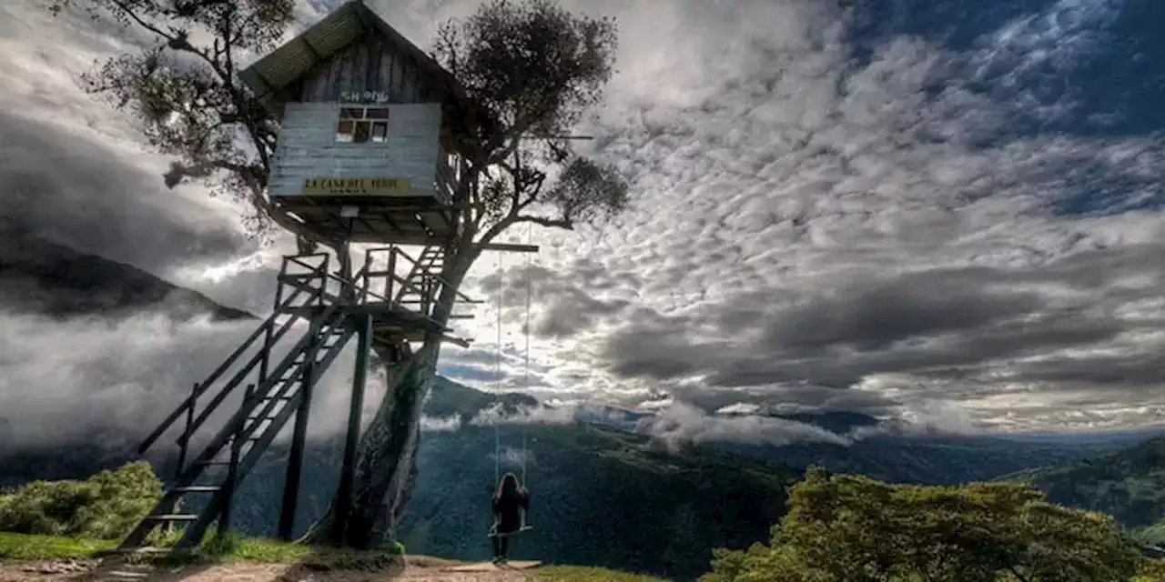 La historia del hombre que lleva 18 años vigilando uno de los volcanes más activos de Ecuador desde su casa del árbol