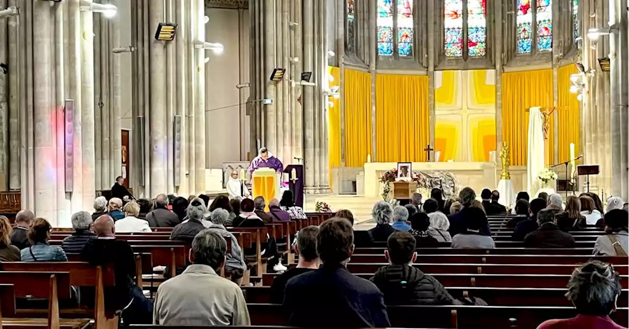 Effondrements rue de Tivoli : les obsèques d'Antonietta célébrées dans 'son' église