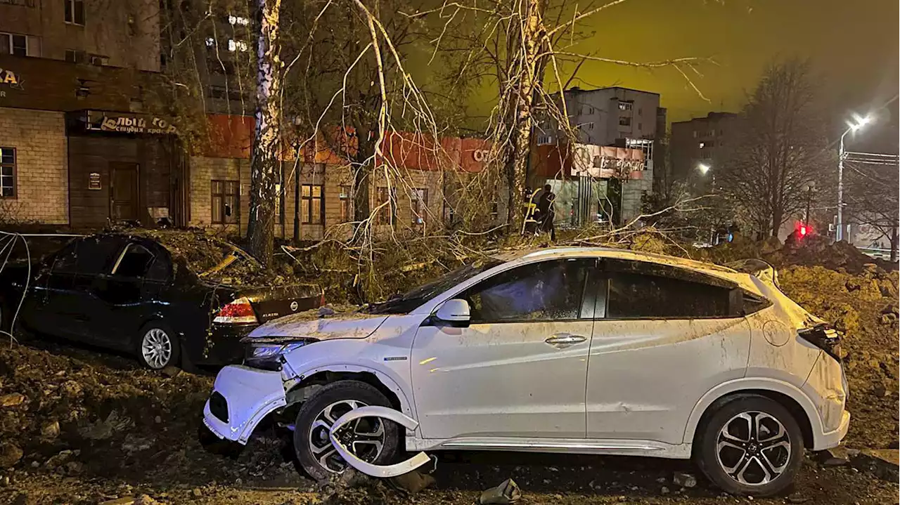 Un avion russe perd une munition en survolant une ville en Russie et fait deux blessés