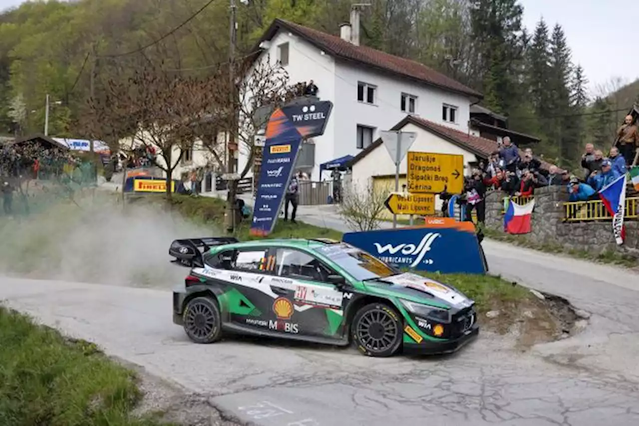 Thierry Neuville en tête du Rallye de Croatie après la crevaison de Sébastien Ogier