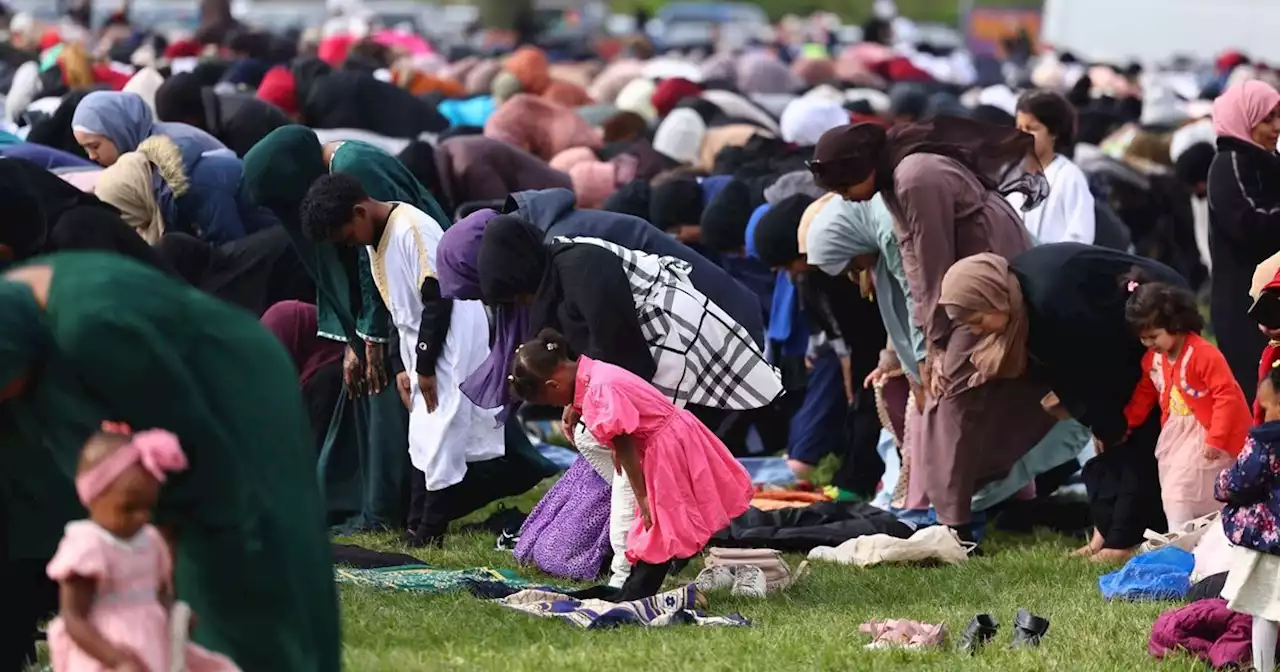 Moment Manchester's Muslim community do Eid prayers at Platt Fields park