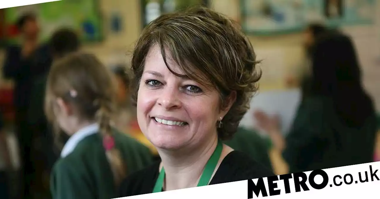 Ofsted refuses to scrap one-word ratings after headteacher's suicide