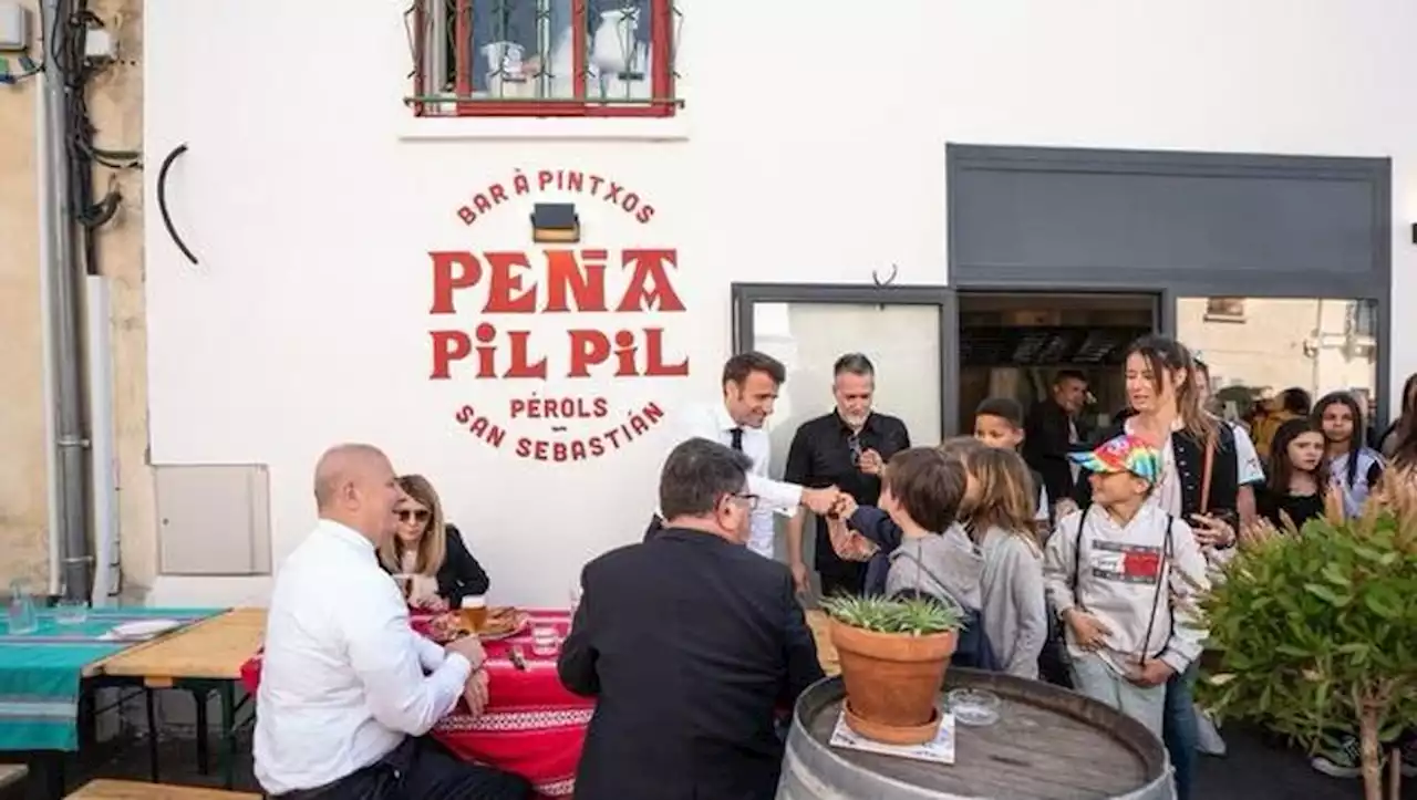 [VIDEO] 'On n'était pas au courant' : bière, tapas, bain de foule... comment s'est décidée la halte surprise de Macron à Pérols