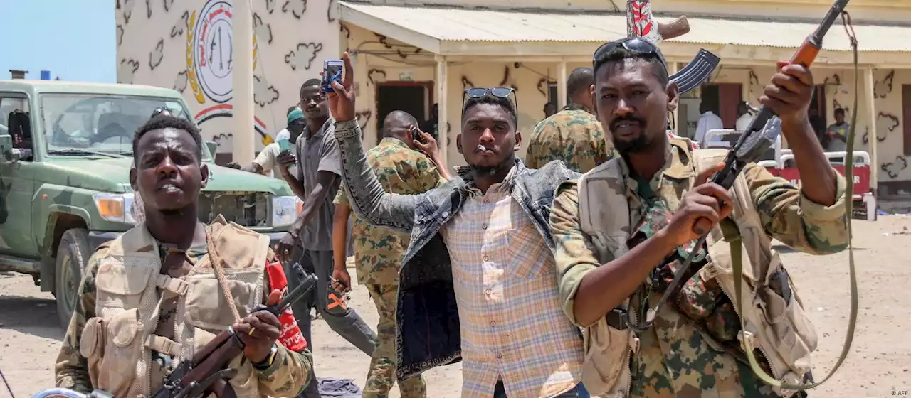 Sudan conflict: 1,262 Nigerian students demand evacuation