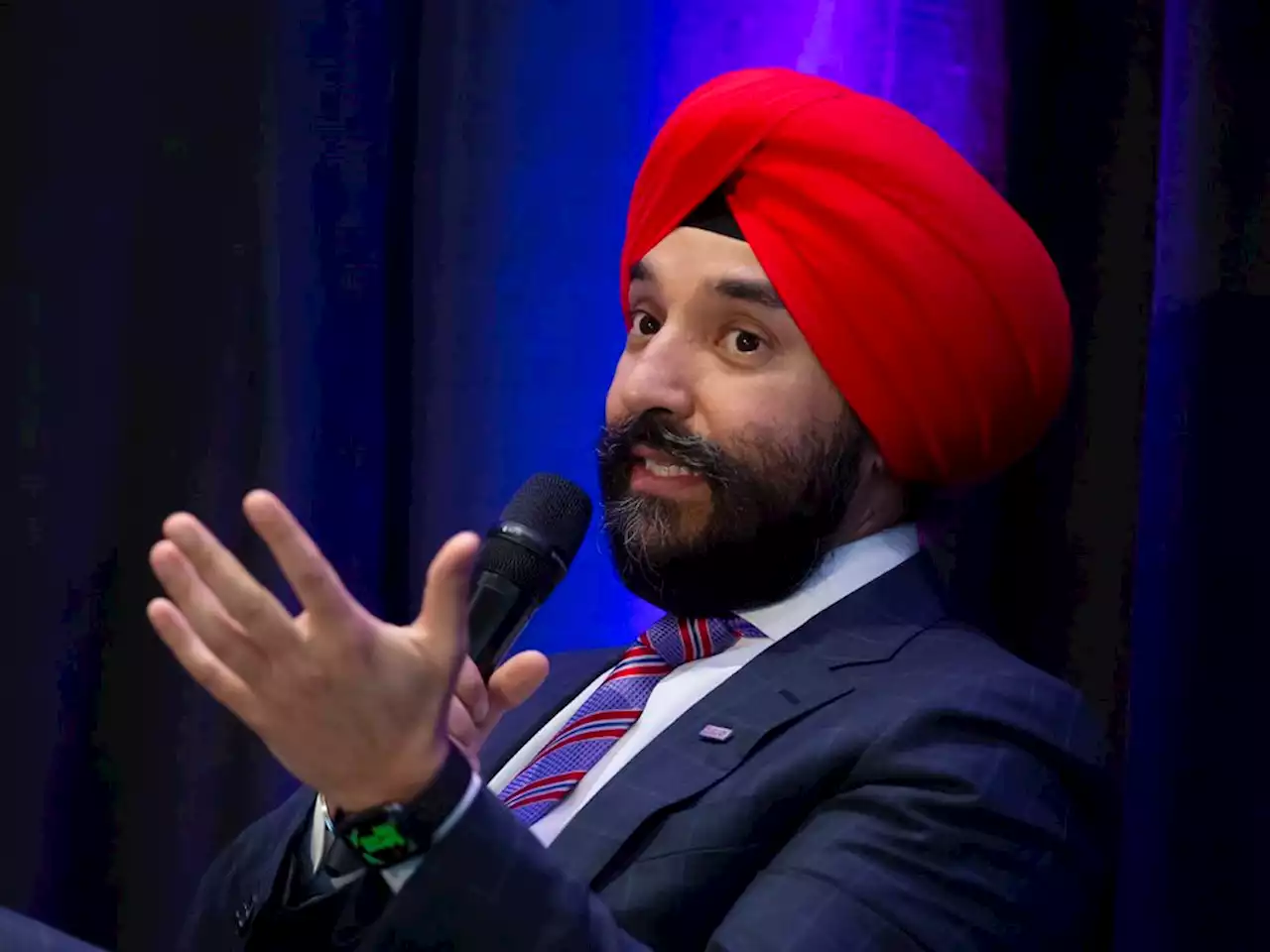 Navdeep Bains to join Rogers as chief corporate affairs officer