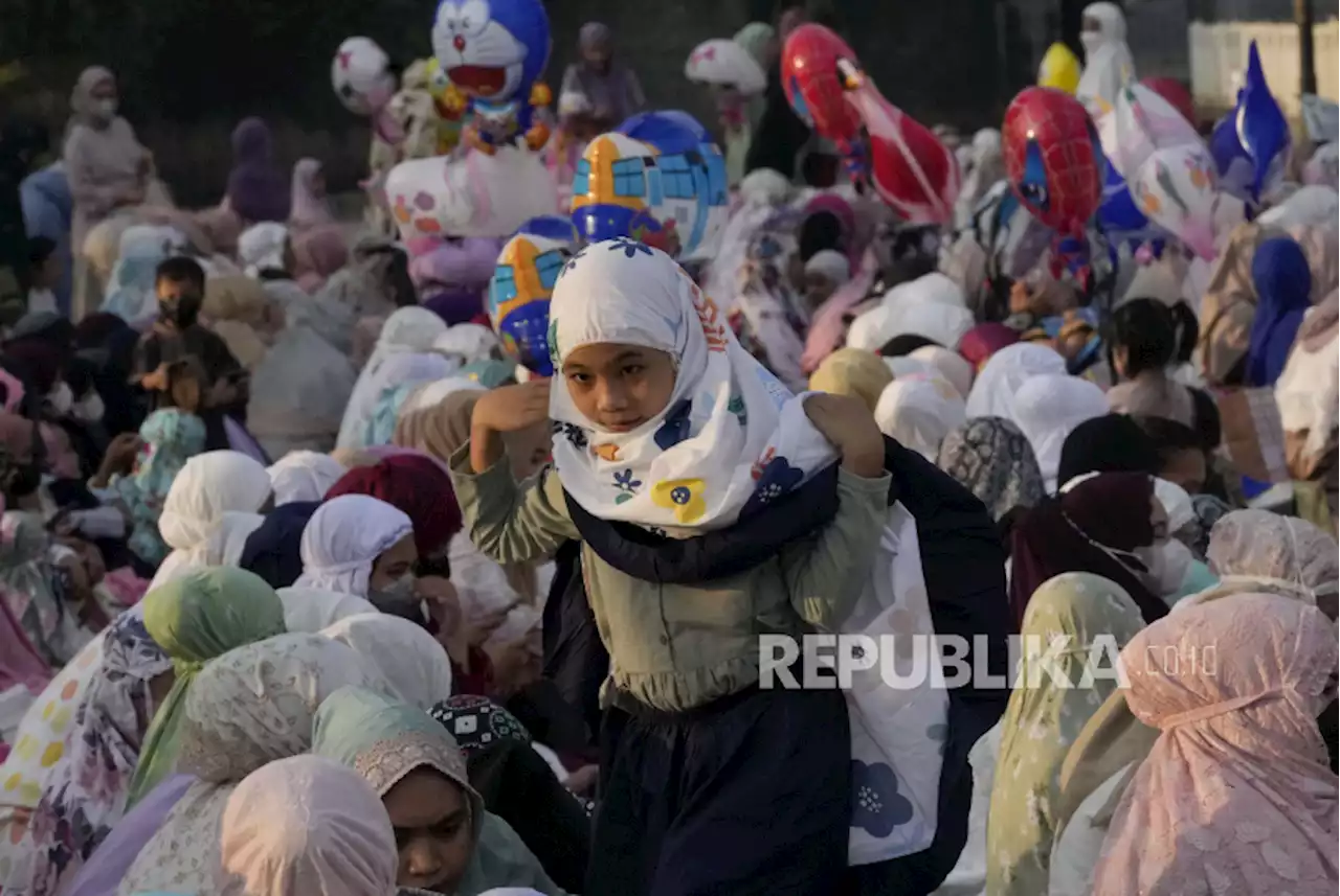 Ribuan Jamaah Muhammadiyah Sholat Id di Lapangan Lodaya Bandung |Republika Online