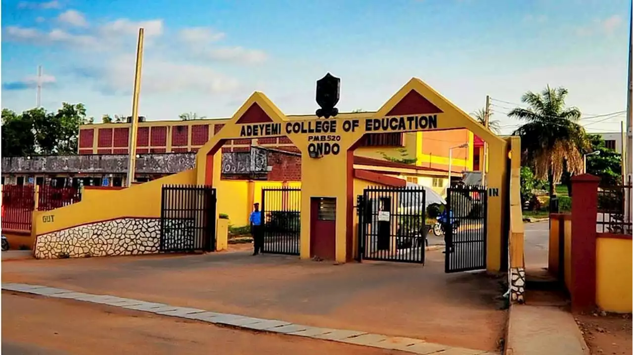 Ondo State College Students Protest Non-Availability Of Water, Electricity On Campus | Sahara Reporters