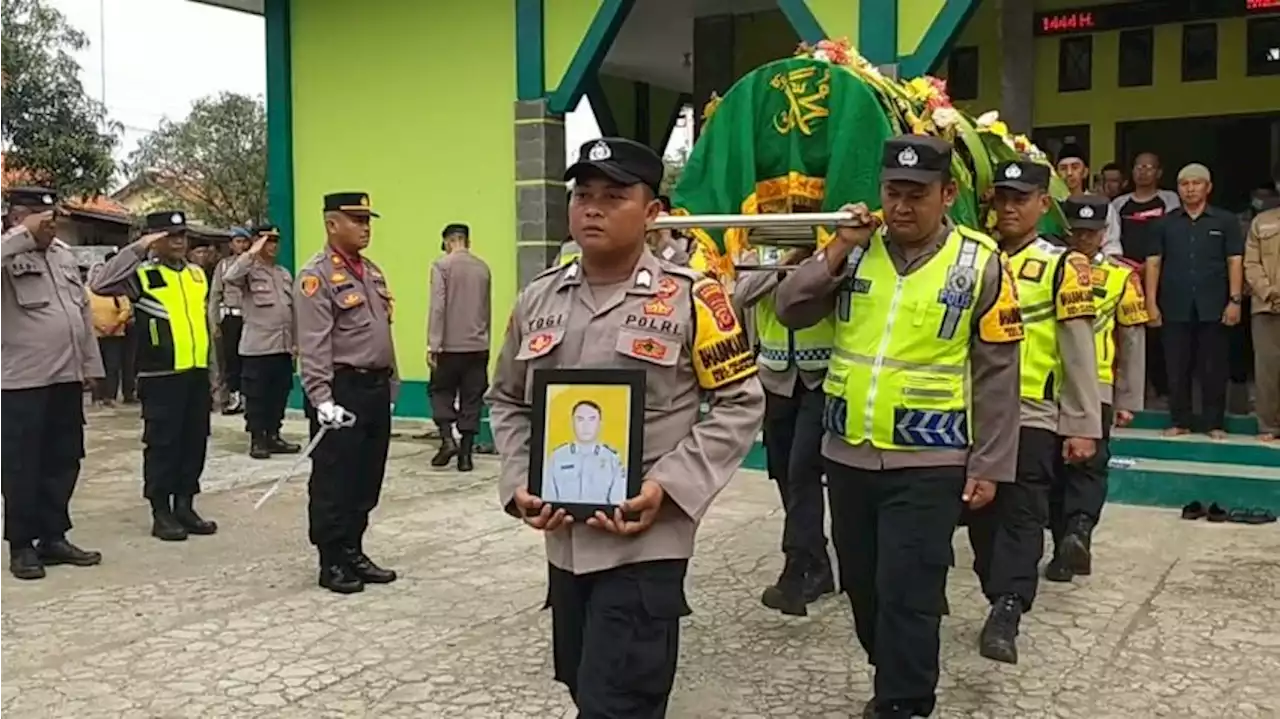 Anggota Polisi di Indramayu Meninggal saat Amankan Arus Mudik Lebaran 2023