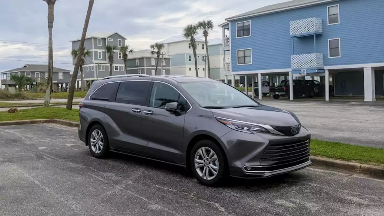 2023 Toyota Sienna minivan review: Good gas mileage, a lot of room