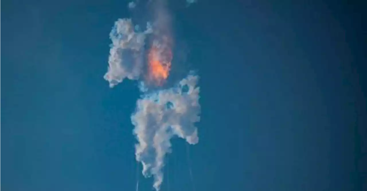 SpaceX&#039;s massive Starship rocket explodes after launch during maiden flight
