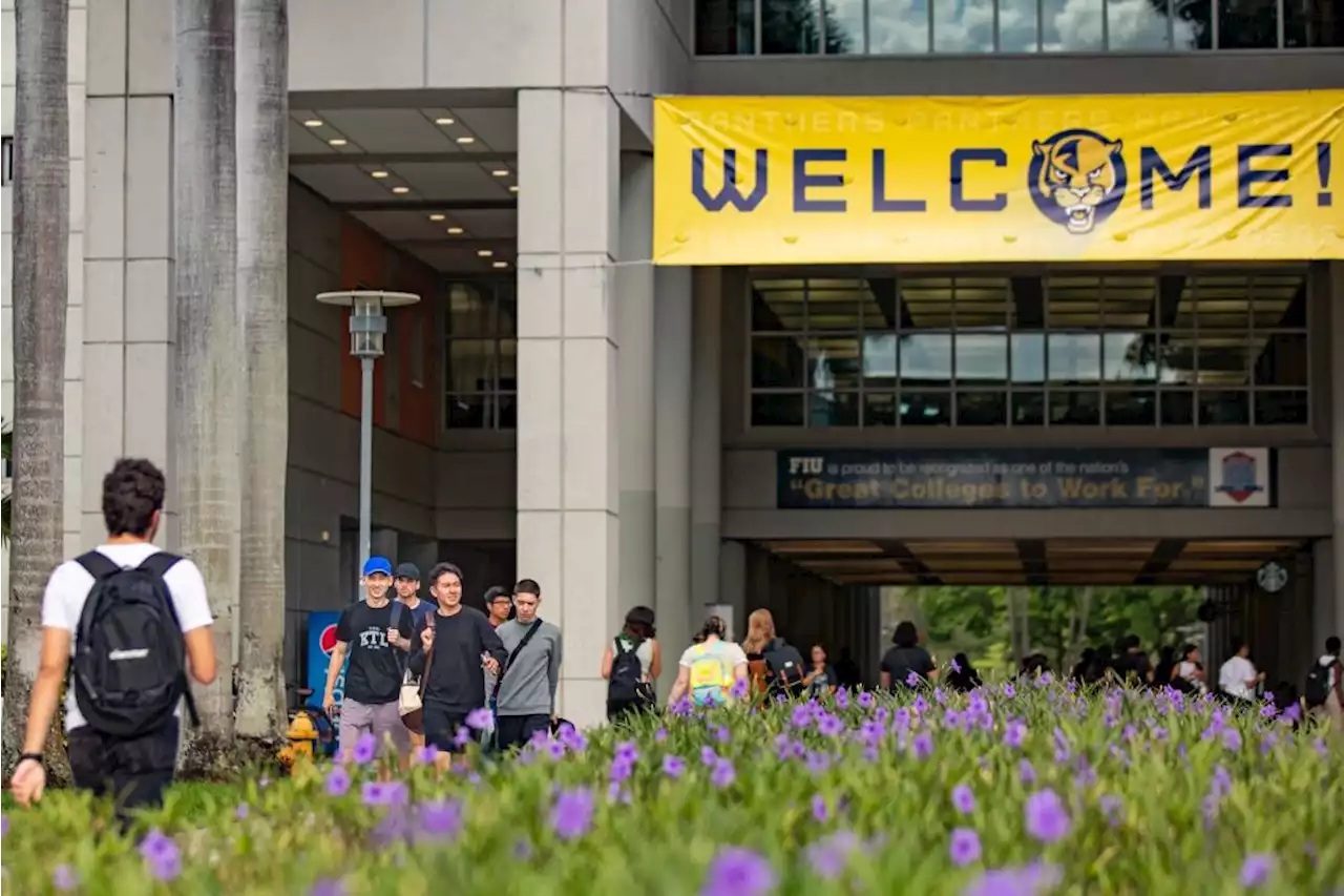 New Poll Shows Abortion Access a Factor in College Selection