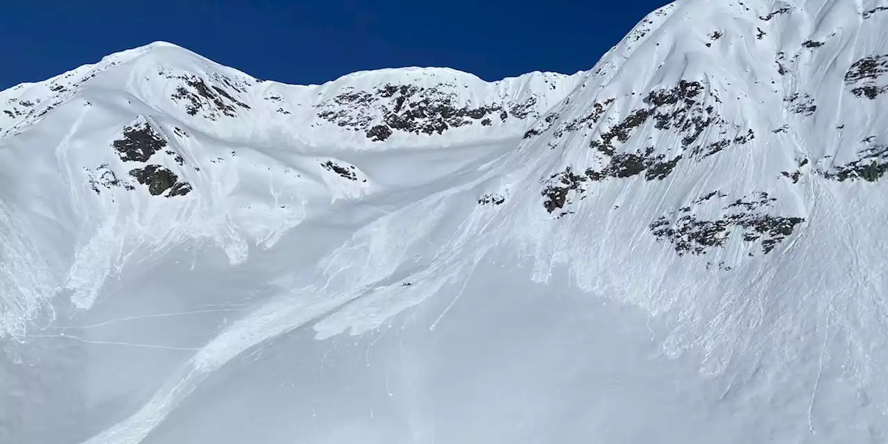 Avalanche center warns of warming temps after skier rescued off mountain