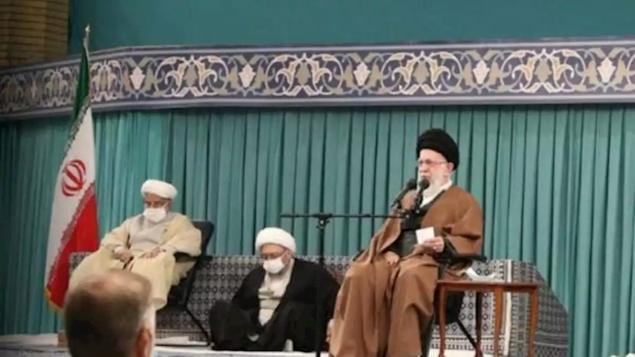 رهبر جمهوری اسلامی خواستار به‌روز بودن برای مقابله با «دشمن» شد