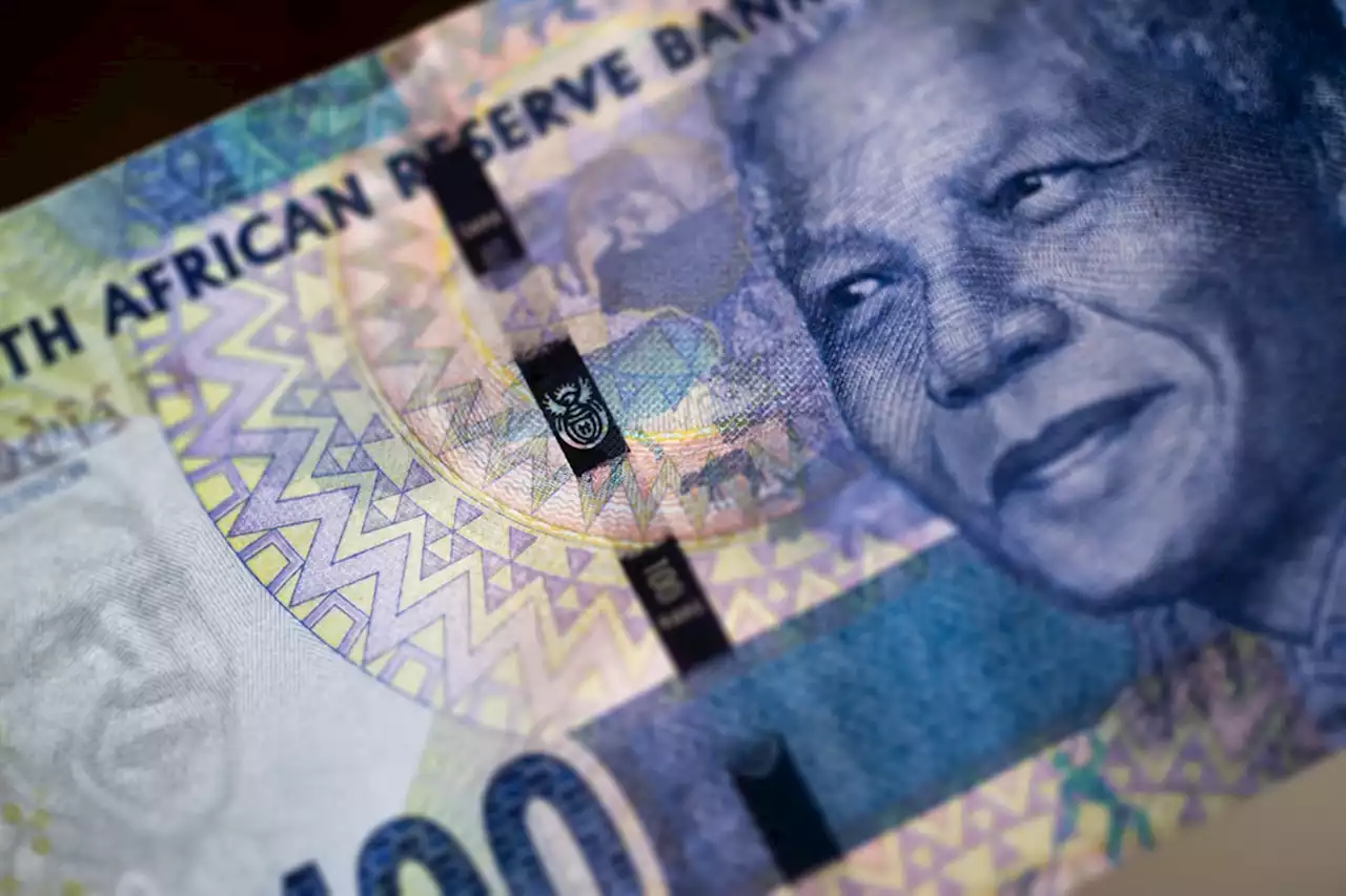 More South Africans are turning to side-hustles to boost income – this is what they’re doing