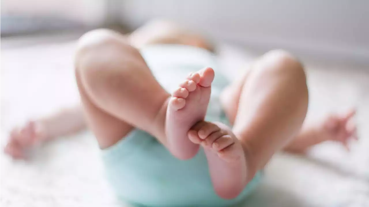 TÉMOIGNAGE. 'Ma femme veut faire refaire le nez de notre bébé de 21 jours'