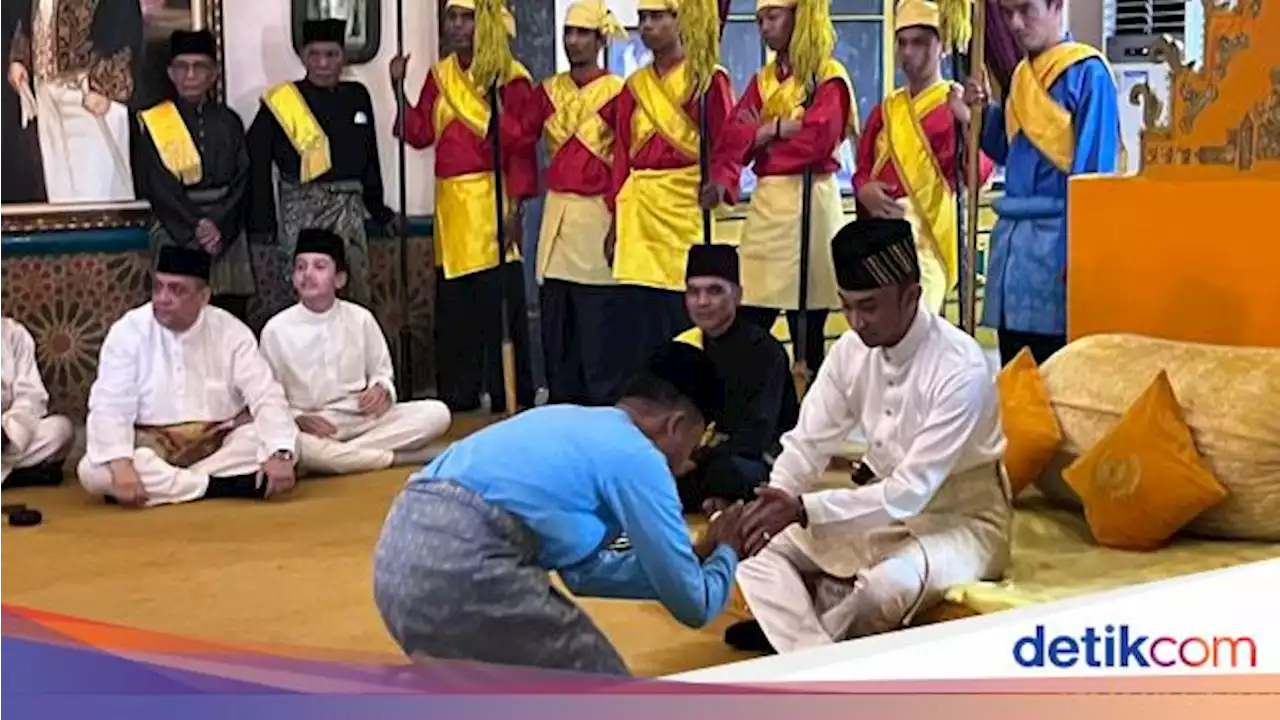 Mengenal Junjung Duli, Tradisi Kesultanan Deli saat Idul Fitri