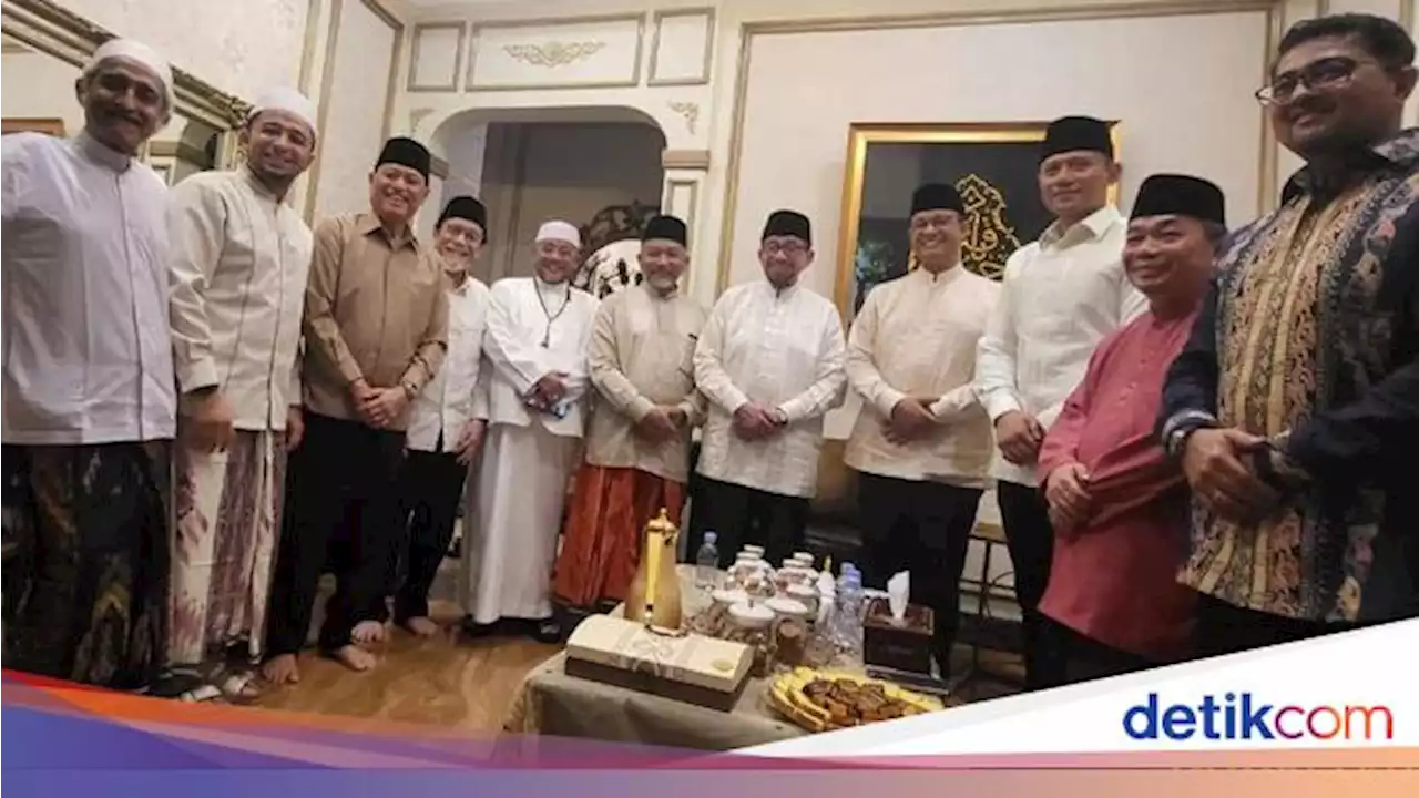 Presiden PKS Silaturahmi dengan Anies dan AHY di Rumah Salim Segaf