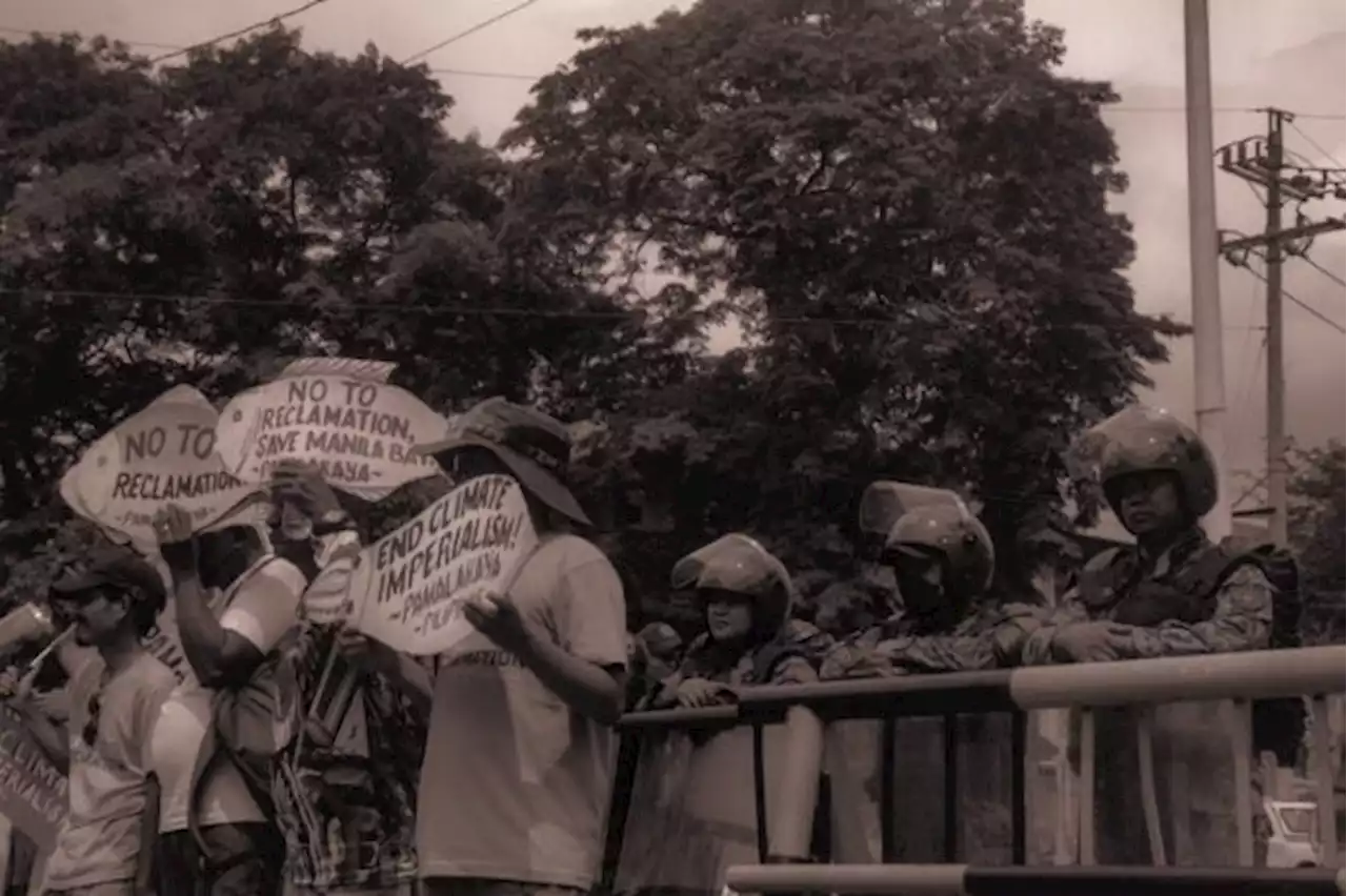 Fisherfolk, environmental activists hold anti-reclamation protests to commemorate Earth Day