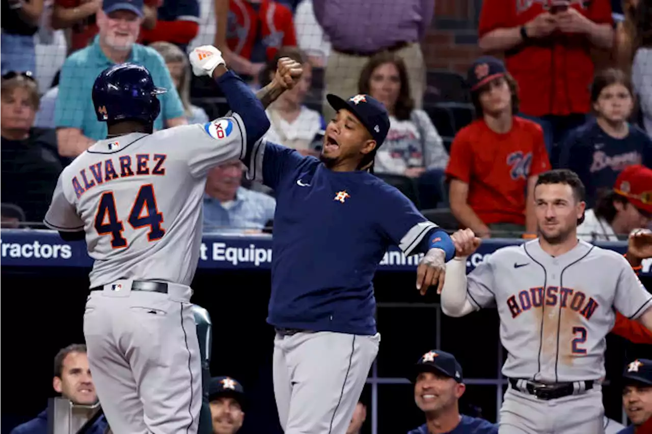 Alvarez lifts Astros over Braves in matchup of last 2 champs