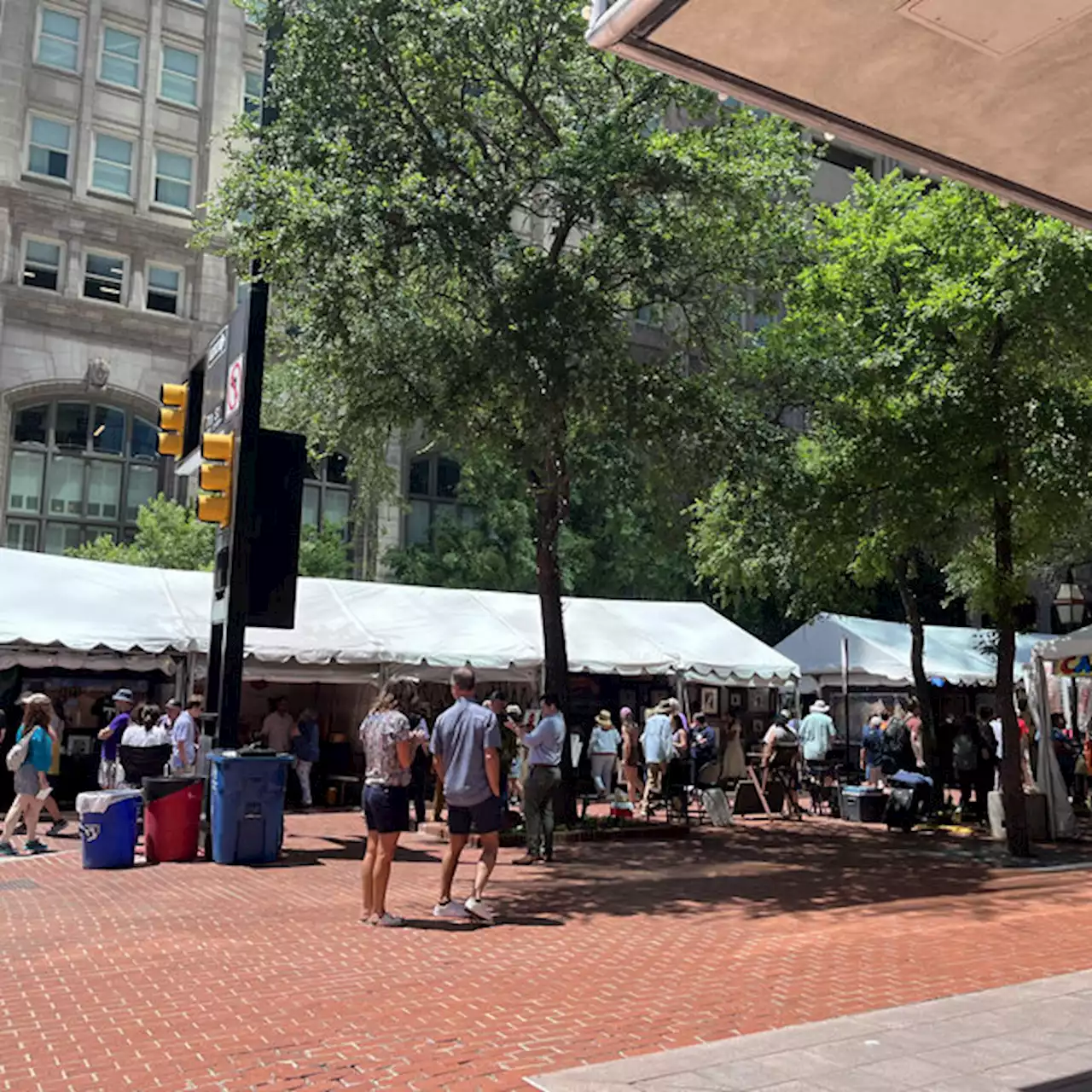 Separate arts events underway in Downtown Fort Worth this weekend - KRLD News