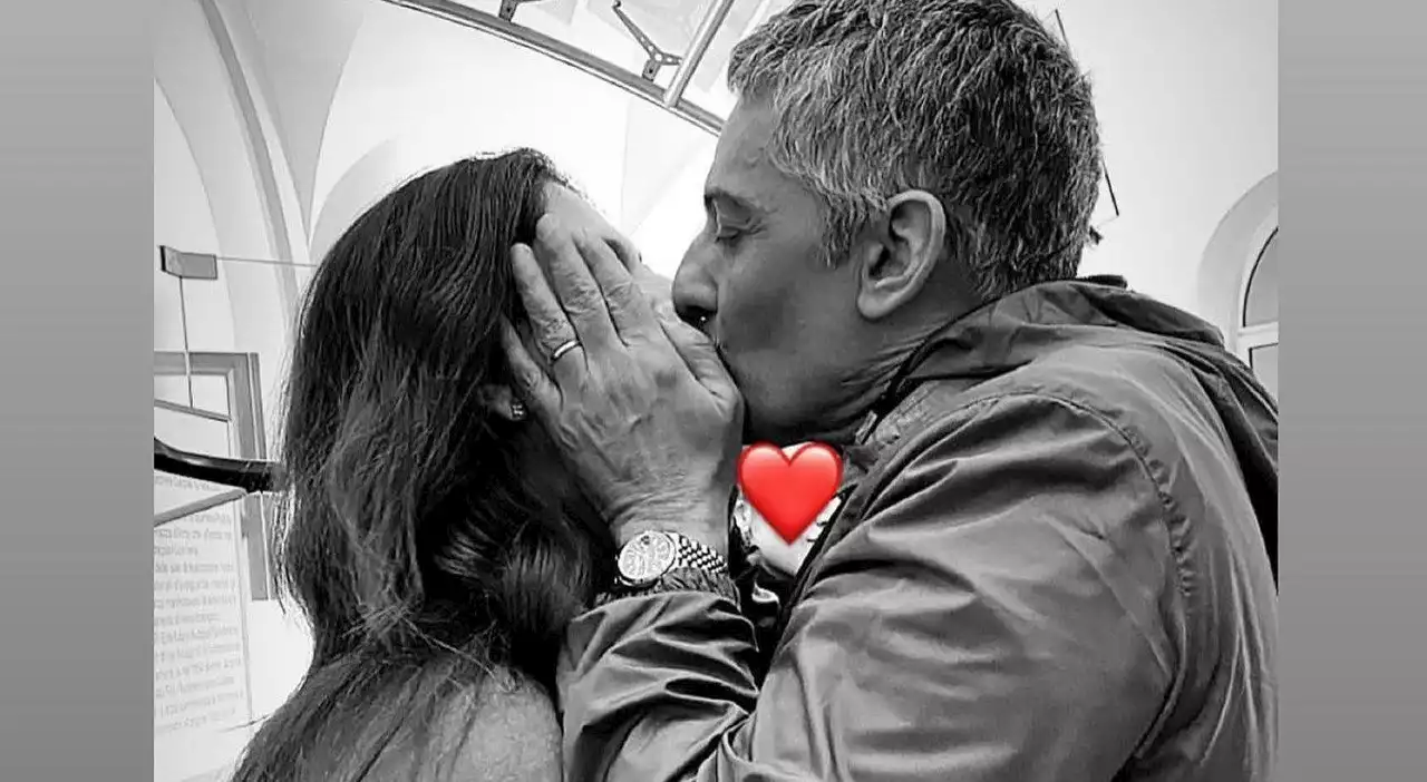 Fiorello, la moglie Susanna compie 58 anni: la dedica che emoziona tutti