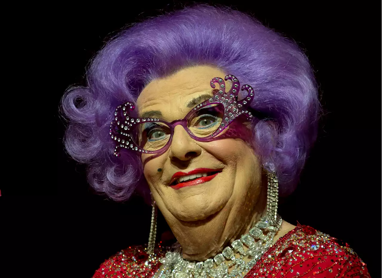 Dame Edna Creator Barry Humphries Dies in Sydney at 89