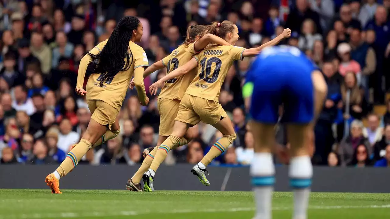 FC Barcelona deelt eerste tik uit aan Chelsea in halve finales CL Vrouwen