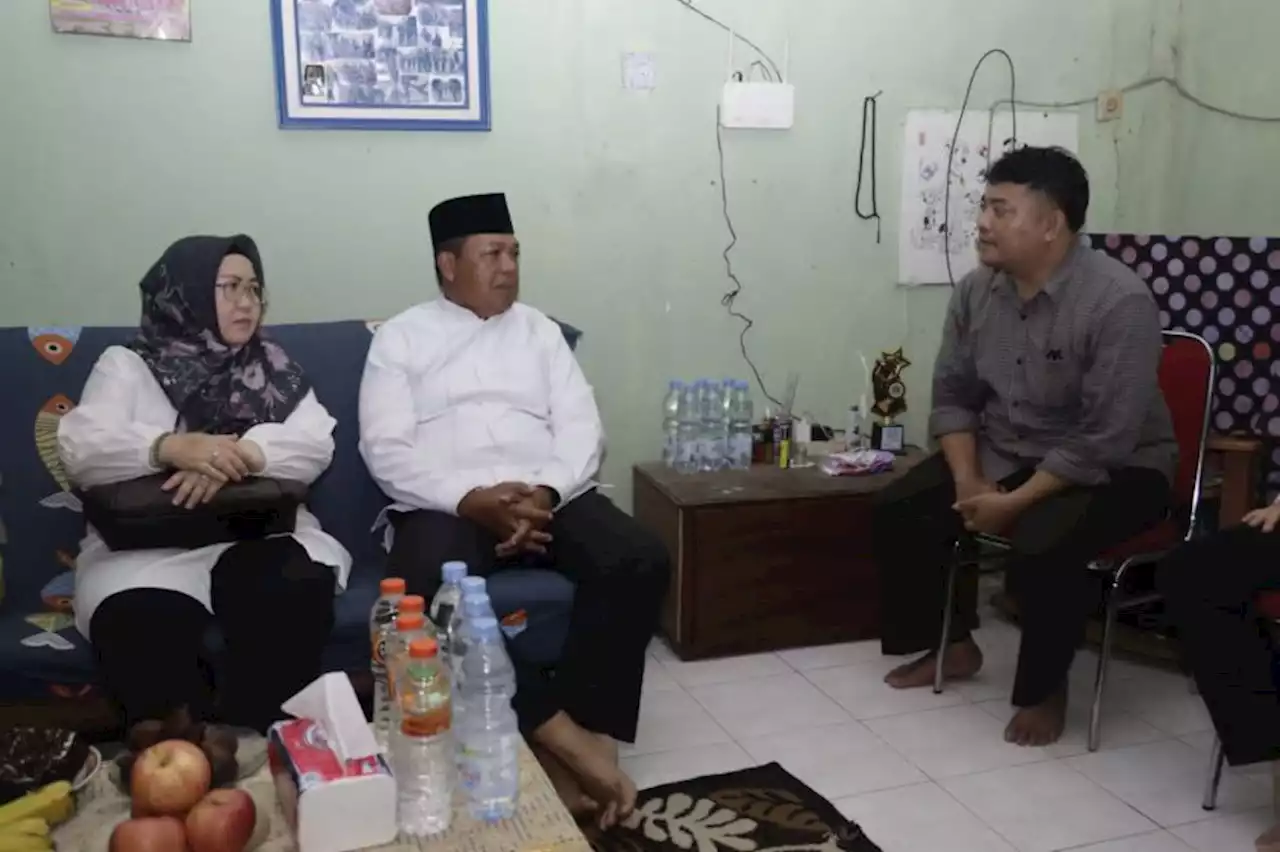 Senyum Bahagia Koptu Agus Winarto, Ditemui Pangdam V/Brawijaya Dibantu Beli Rumah