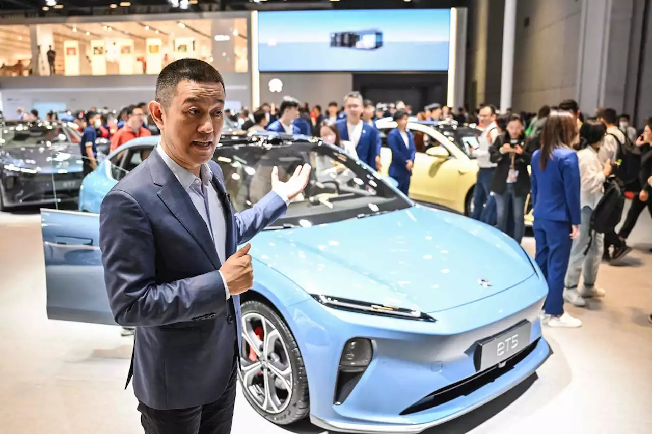 Véhicule électrique : quand la domination chinoise accélère la fin des moteurs à essence