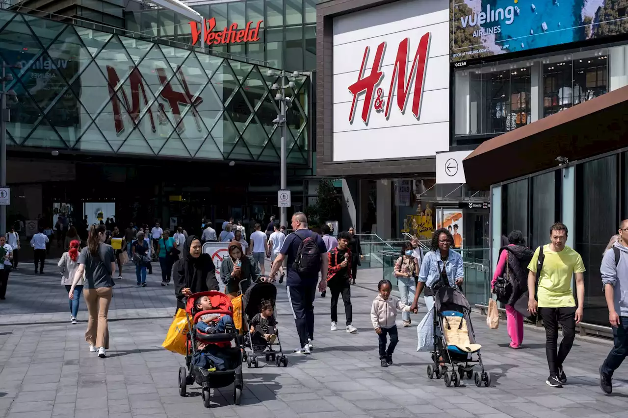 Fashion fans rush to grab bargain H&M dress saying it’s perfect for summer