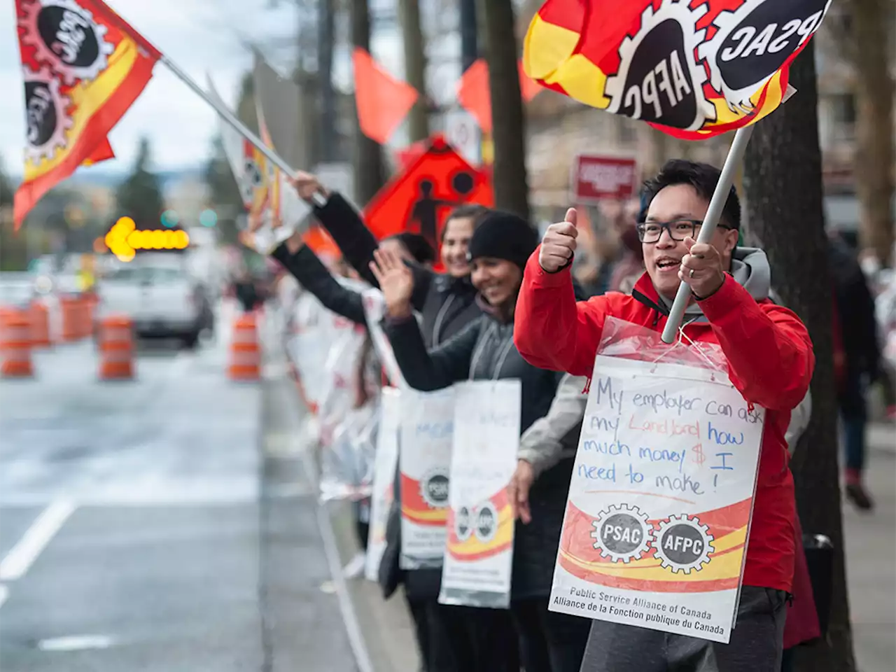 Loblaw's Weston steps down and PSAC goes on strike: Here are the week's top 7 stories