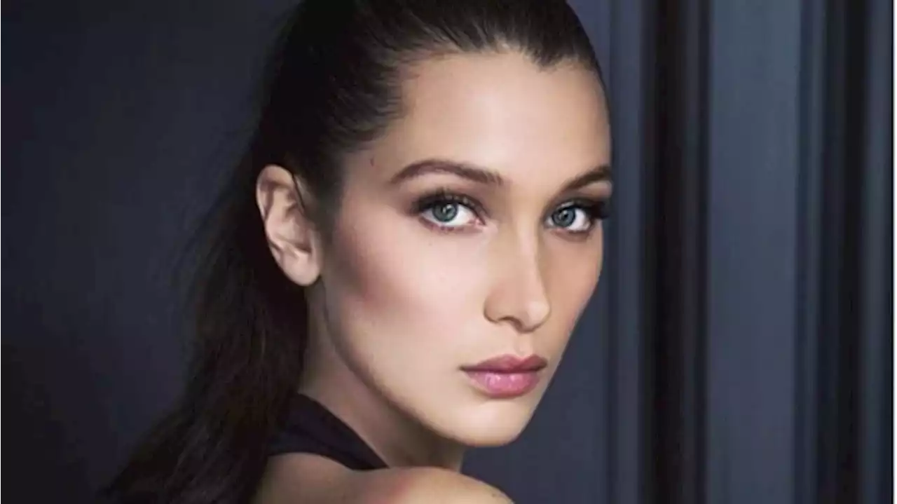 Rayakan Lebaran, Bella Hadid Nangis Baca Pesan Idul Fitri dari Sang Ayah